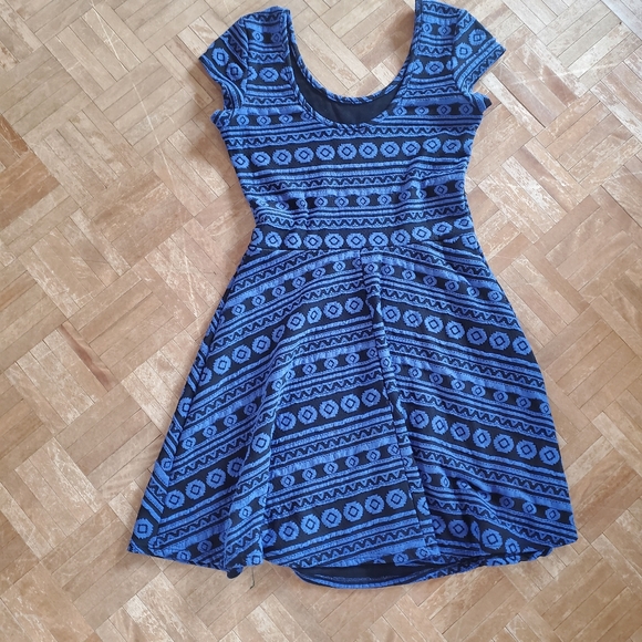 ๐3 for $15๐ Snap blue skater dress sz L - Picture 3 of 7